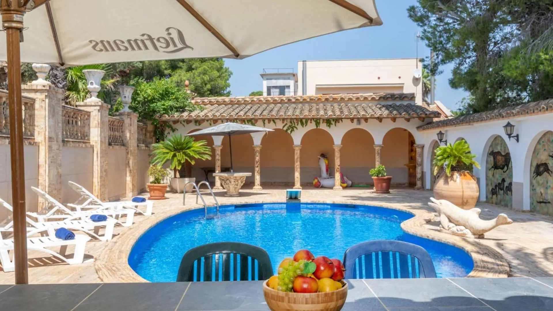 Villa Les Oliveres By Interhome Llanca